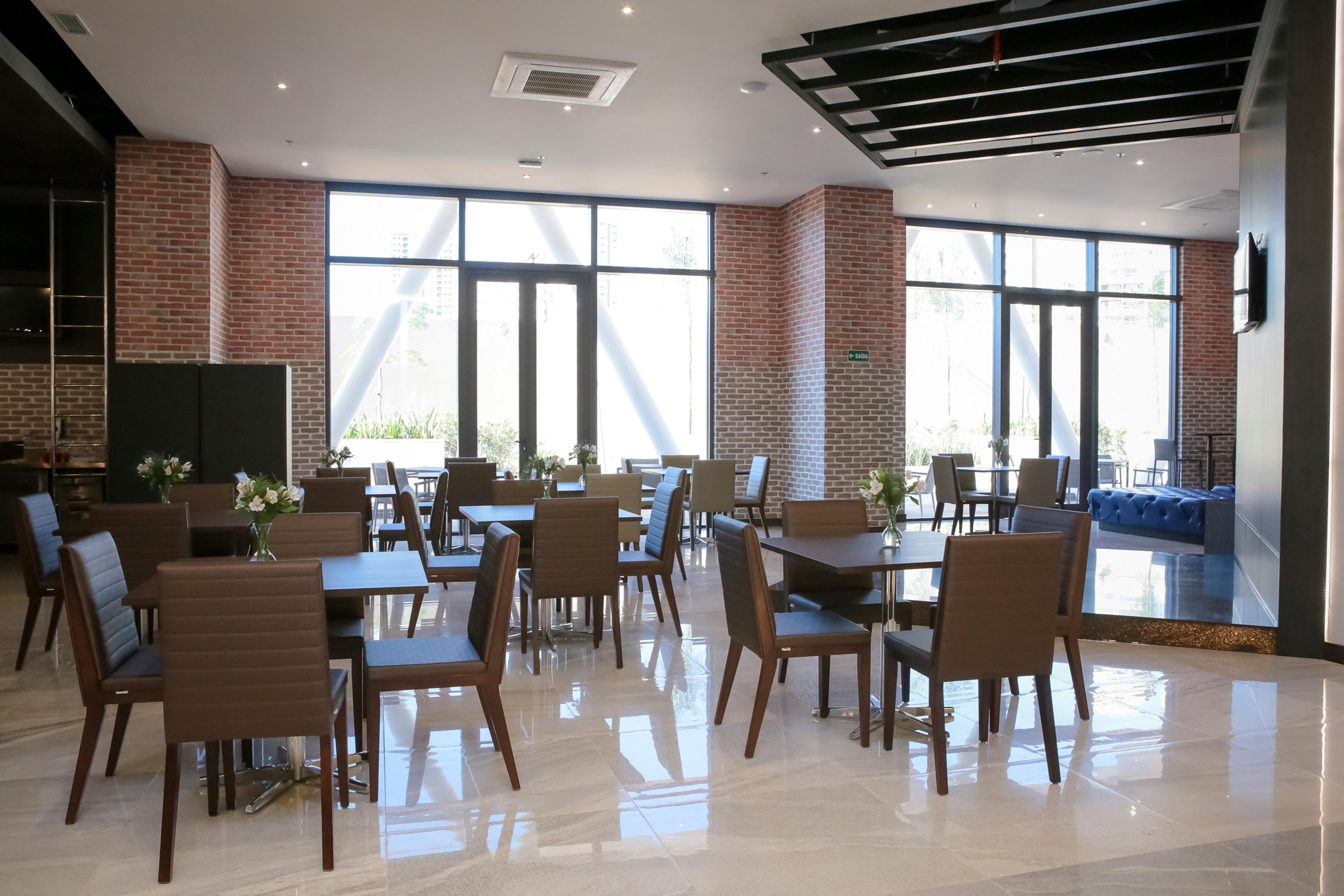 Hotel Tryp By Wyndham Ribeirão Preto Exteriér fotografie The interior of the hotel